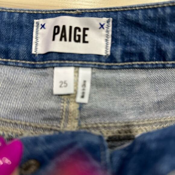 Paige medium wash jimmy jimmy short shorts. Size 25 - Picture 3 of 6